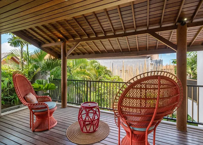 Puri Aman - Unique & Lush 3br Pool - Next To Gigi Susu & Walk To * Canggu