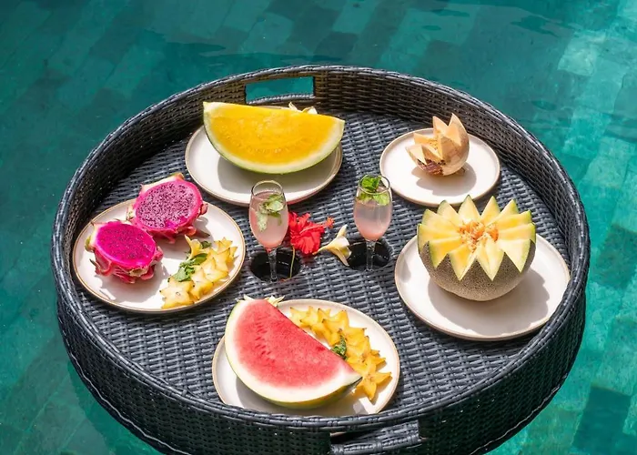 Puri Aman - Unique & Lush 3br Pool - Next To Gigi Susu & Walk To *
