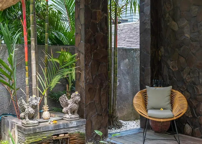 Puri Aman - Unique & Lush 3br Pool - Next To Gigi Susu & Walk To Villa Canggu