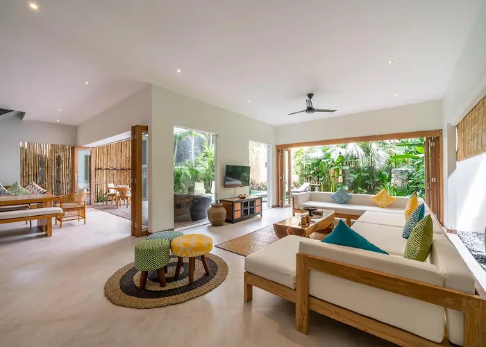 Villa Puri Aman - Unique & Lush 3br Pool - Next To Gigi Susu & Walk To *