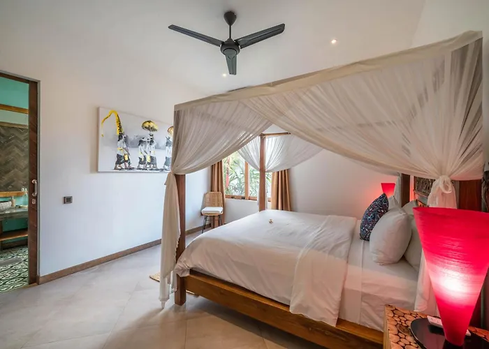 Villa Puri Aman - Unique & Lush 3br Pool - Next To Gigi Susu & Walk To Canggu