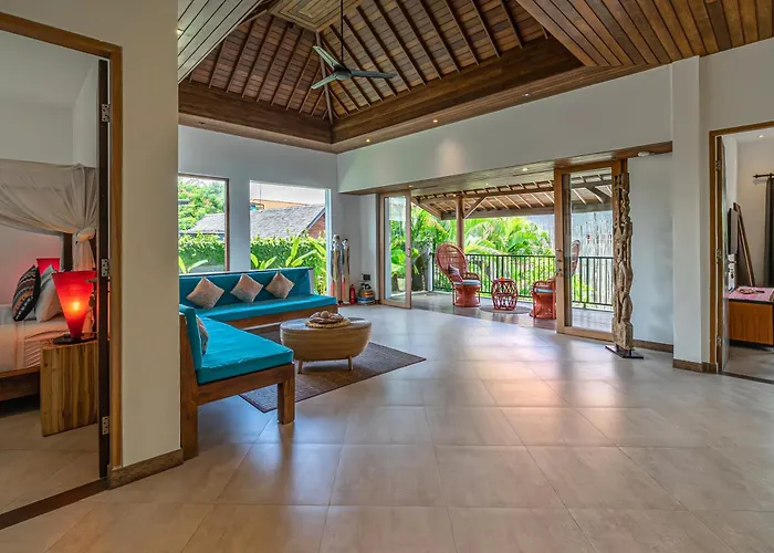 Puri Aman - Unique & Lush 3br Pool - Next To Gigi Susu & Walk To Canggu