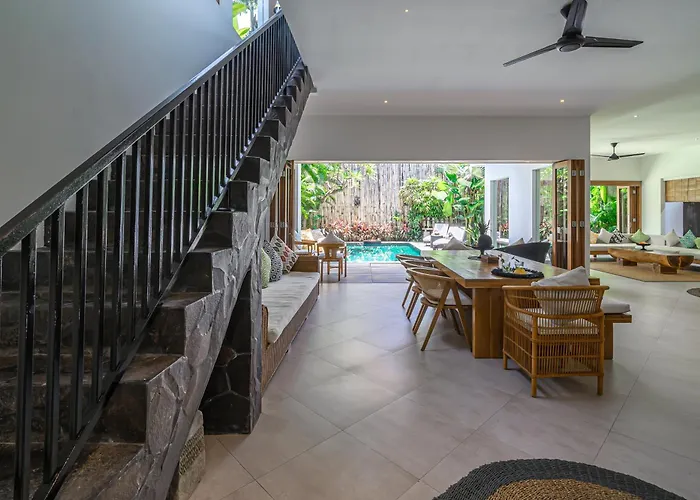 Puri Aman - Unique & Lush 3br Pool - Next To Gigi Susu & Walk To