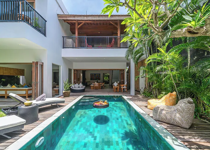 Puri Aman - Unique & Lush 3br Pool - Next To Gigi Susu & Walk To Villa Canggu