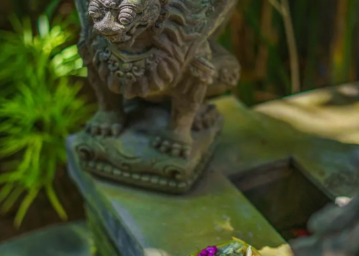 Puri Aman - Unique & Lush 3br Pool - Next To Gigi Susu & Walk To * Чангу